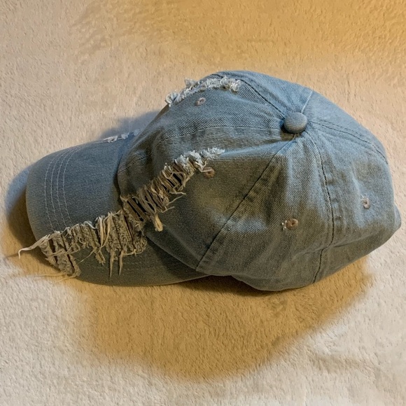Ripped Jeans hat - Picture 2 of 6